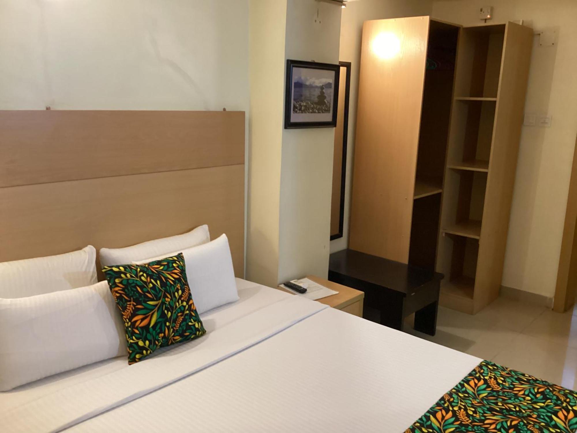 Adis Hotels 이바단 외부 사진