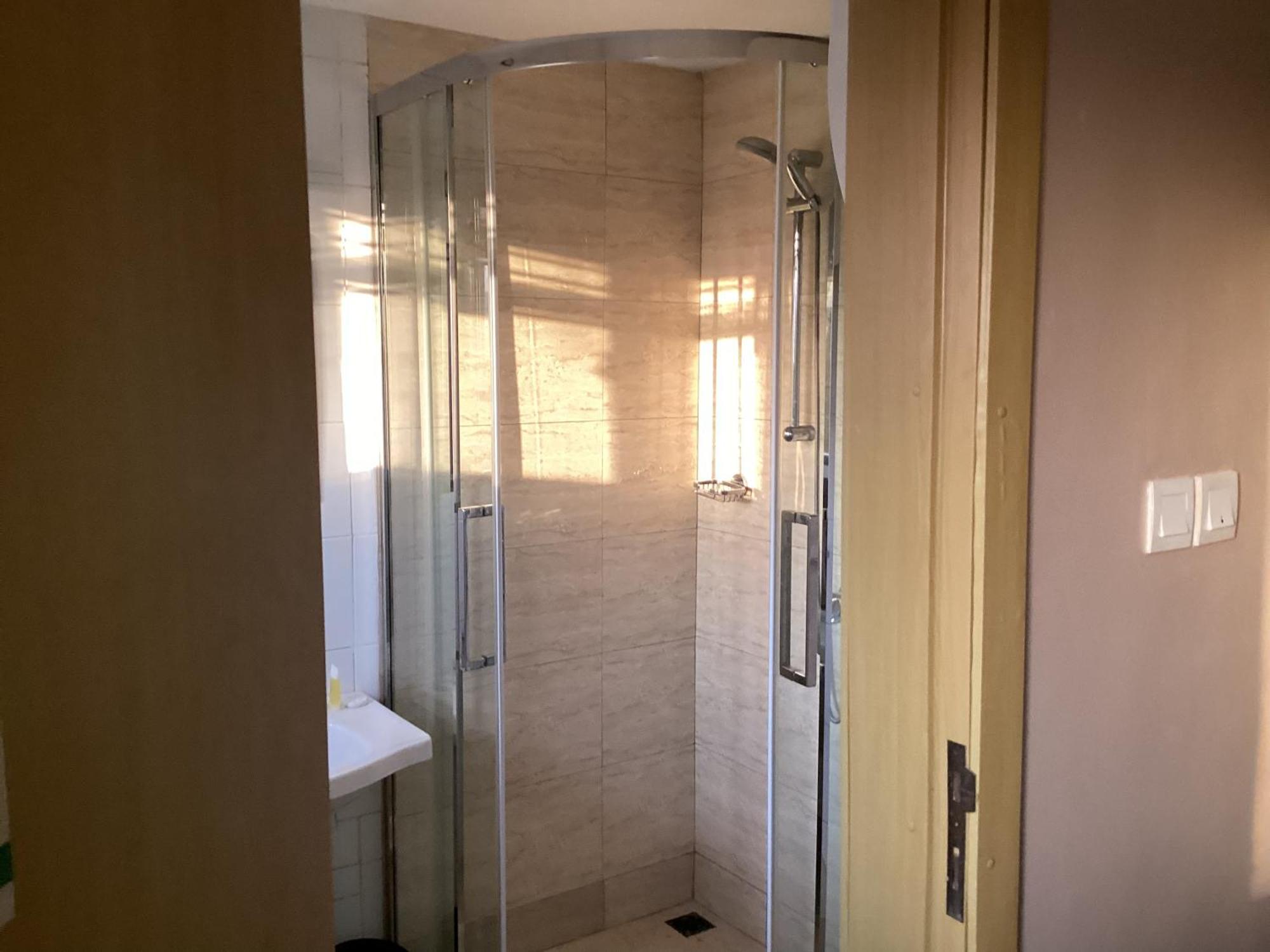 Adis Hotels 이바단 외부 사진